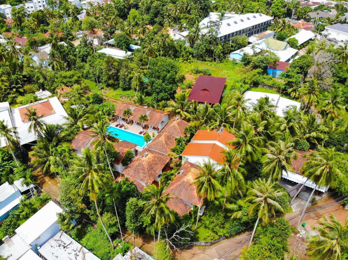 Duc Anh Bungalow Bed & Breakfast Phu Quoc Exterior photo